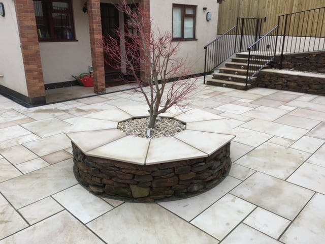 Torquay builders for garden landscaping